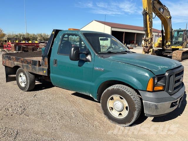 Ford F-250 Flatbed/Dropside trucks
