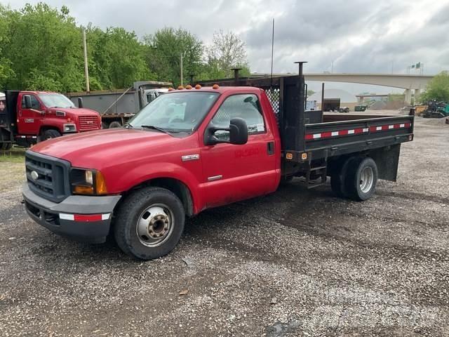 Ford F-350 Flatbed/Dropside trucks