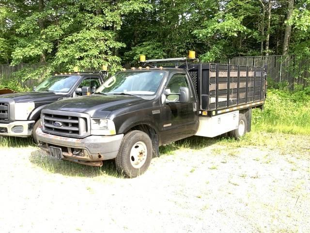 Ford F-350 Flatbed/Dropside trucks