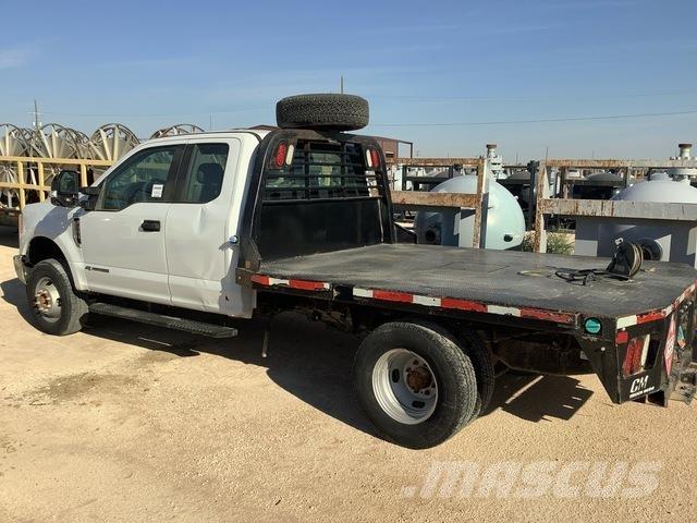 Ford F-350 Flatbed/Dropside trucks