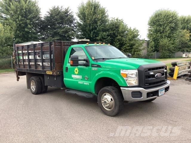 Ford F-350 Flatbed/Dropside trucks