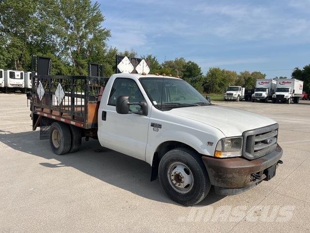 Ford F-350 Flatbed/Dropside trucks