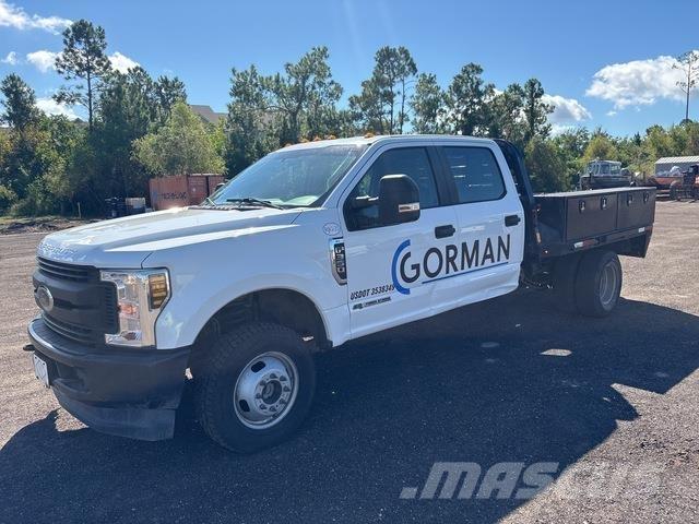 Ford F-350 Flatbed/Dropside trucks
