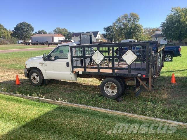 Ford F-350 Flatbed/Dropside trucks