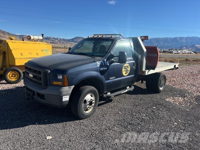 Ford F-350 Flatbed/Dropside trucks