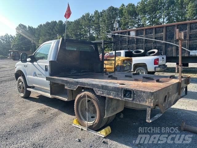 Ford F-450 Flatbed/Dropside trucks