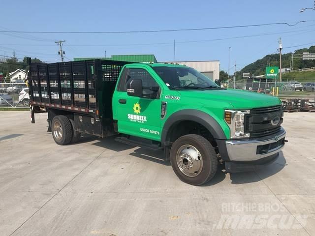 Ford F-450 Flatbed/Dropside trucks