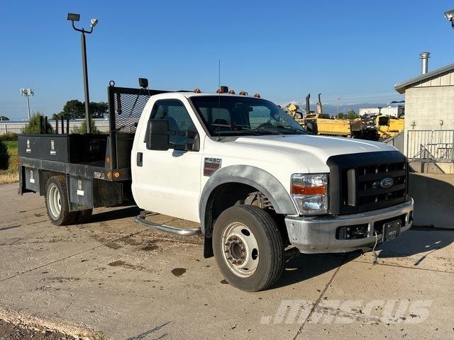 Ford F-450 Flatbed/Dropside trucks