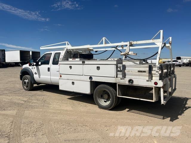 Ford F-450 Flatbed/Dropside trucks