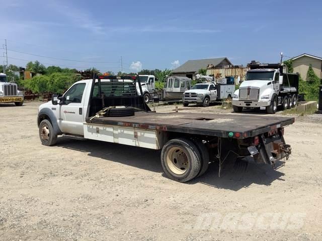 Ford F-550 Flatbed/Dropside trucks