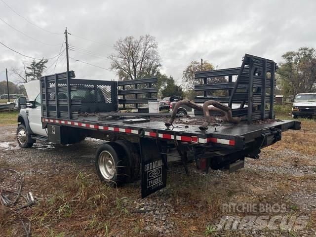 Ford F-550 Flatbed/Dropside trucks