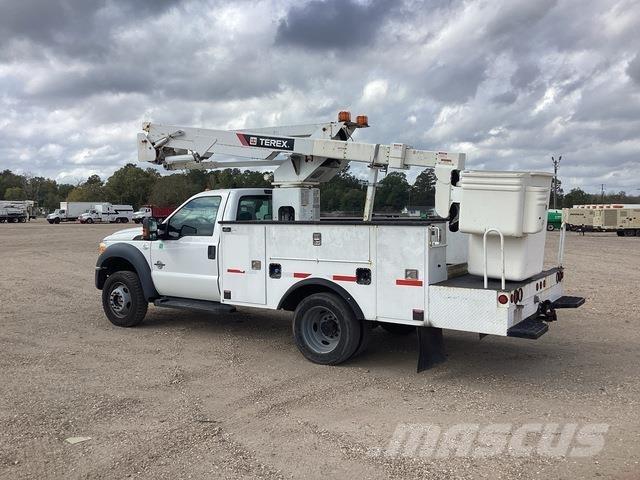 Ford F-550 Truck mounted aerial platforms