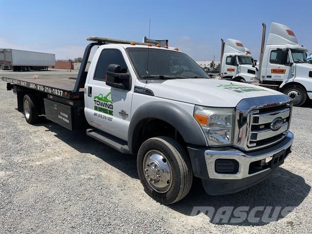 Ford F-550 Recovery vehicles
