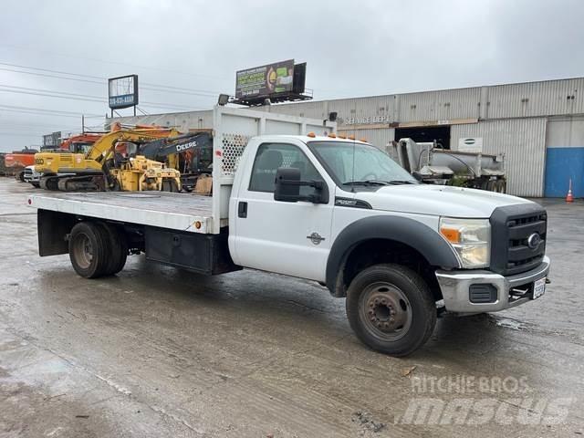 Ford F-550 Flatbed/Dropside trucks