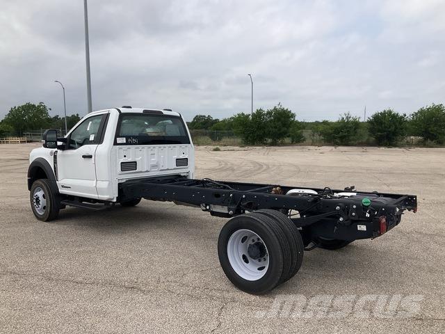 Ford F-550 Cabins and interior