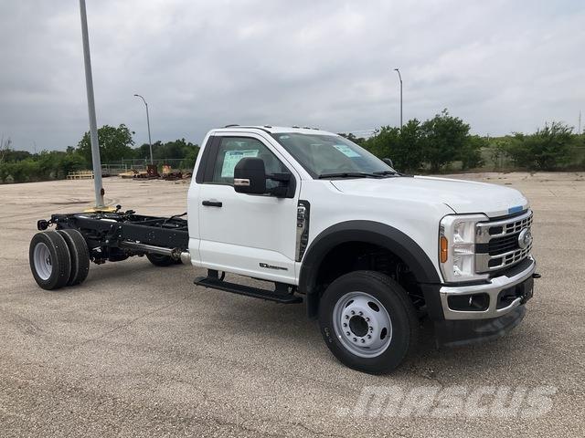 Ford F-550 Cabins and interior