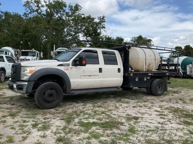 Ford F-550 Flatbed/Dropside trucks