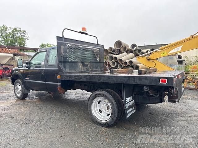 Ford F-550 Flatbed/Dropside trucks