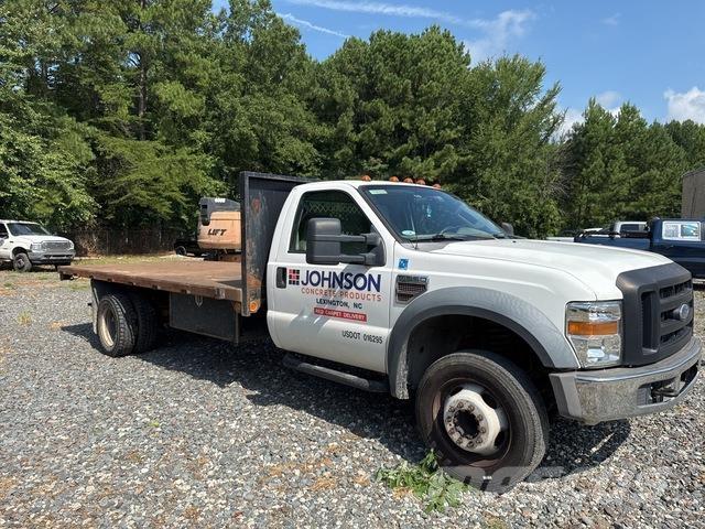 Ford F-550 Flatbed/Dropside trucks
