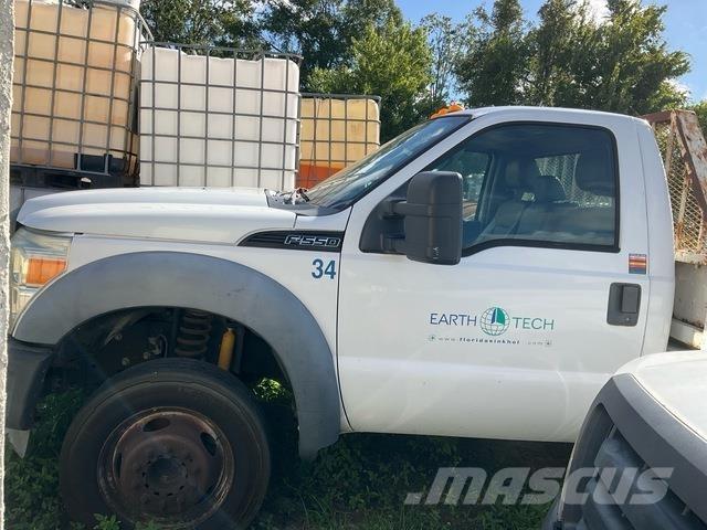 Ford F-550 Flatbed/Dropside trucks