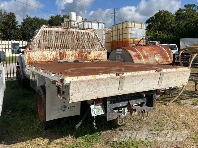 Ford F-550 Flatbed/Dropside trucks