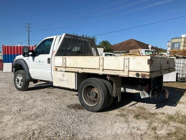 Ford F-550 Flatbed/Dropside trucks