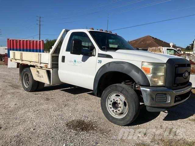 Ford F-550 Flatbed/Dropside trucks