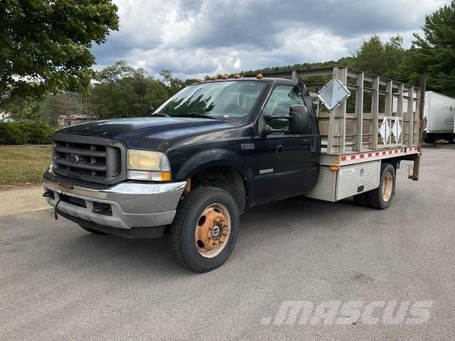 Ford F-550 Flatbed/Dropside trucks