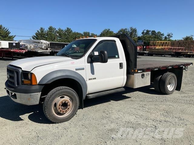 Ford F-550 Flatbed/Dropside trucks