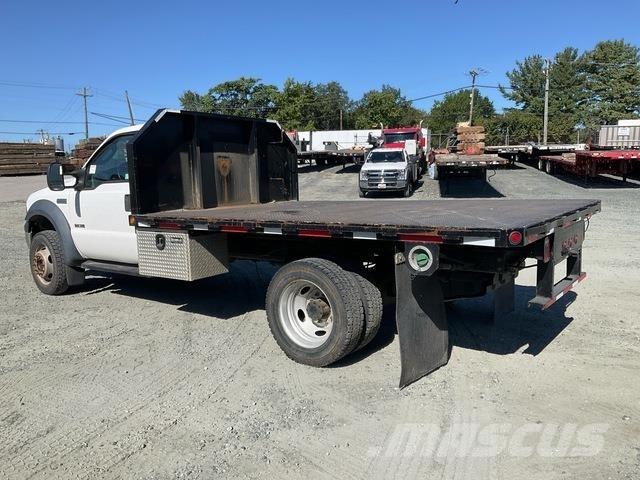 Ford F-550 Flatbed/Dropside trucks