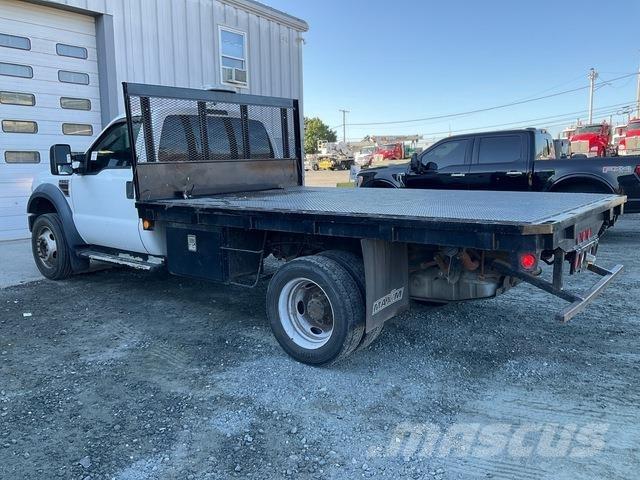Ford F-550 Flatbed/Dropside trucks