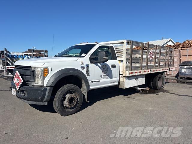 Ford F-550 Flatbed/Dropside trucks