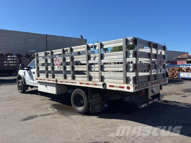 Ford F-550 Flatbed/Dropside trucks