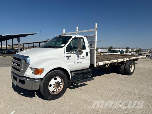 Ford F-650 Flatbed/Dropside trucks