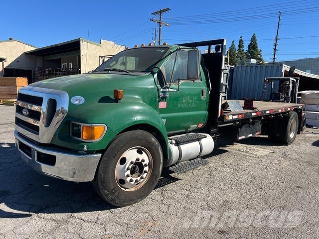 Ford F-650 Flatbed/Dropside trucks