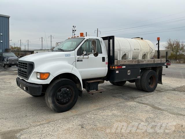 Ford F-650 Flatbed/Dropside trucks