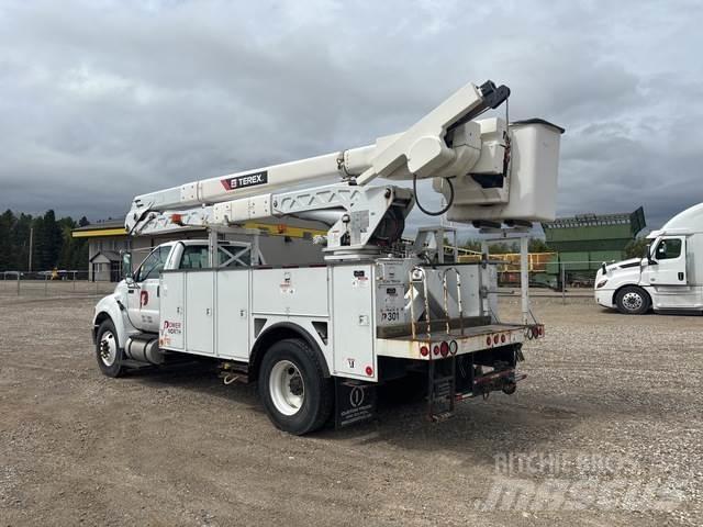 Ford F-750 Truck mounted aerial platforms