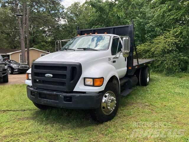 Ford F-750 Flatbed/Dropside trucks