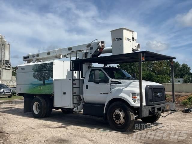Ford F-750 Truck mounted aerial platforms