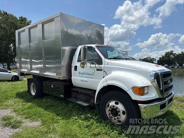 Ford F-750 Wood chip trucks