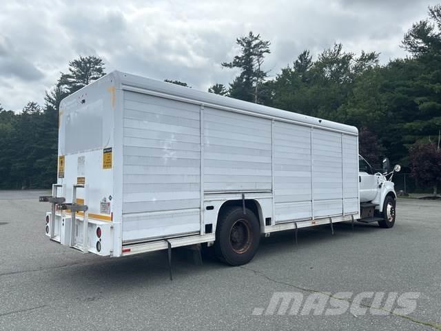 Ford F-750 Beverage delivery trucks