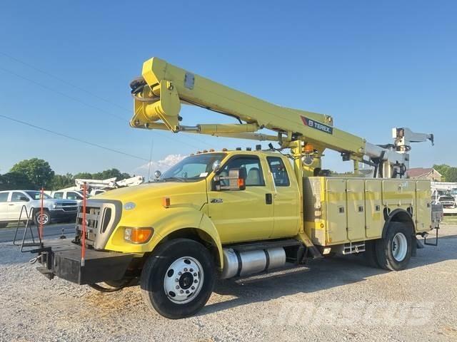 Ford F-750 Truck mounted aerial platforms