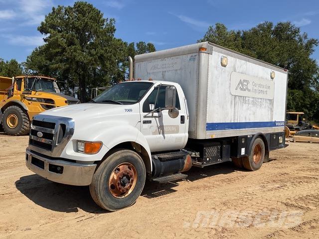 Ford F-750 Tanker trucks