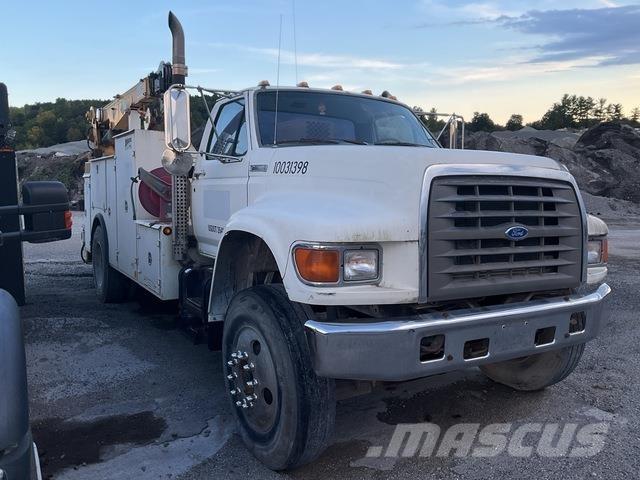 Ford F-800 Municipal / general purpose vehicles