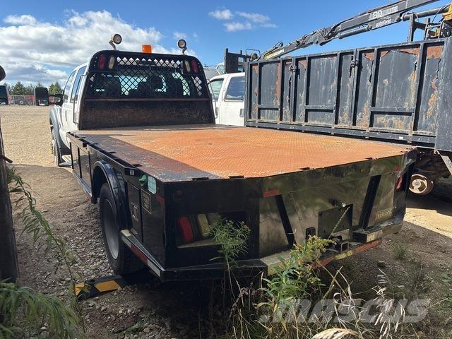 Ford F550 Flatbed/Dropside trucks