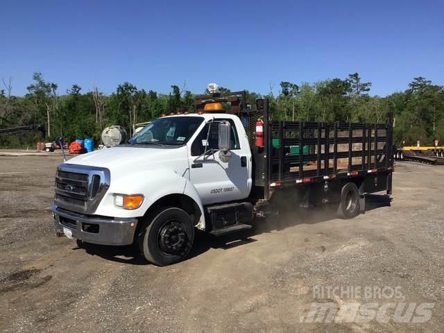 Ford F650 Flatbed/Dropside trucks