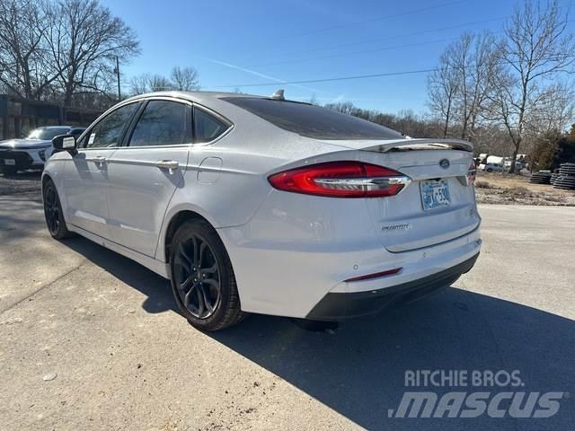 Ford Fusion Cars