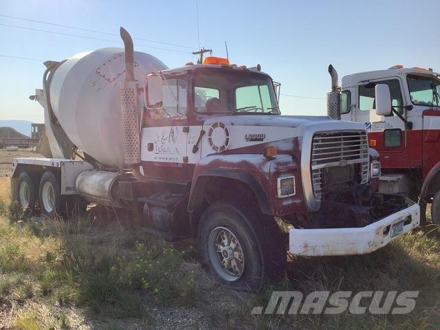 Ford L8000 Other trucks
