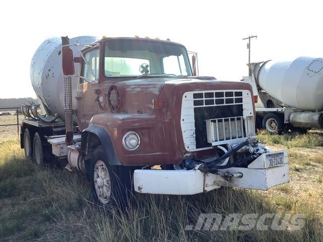 Ford L8000 Other trucks