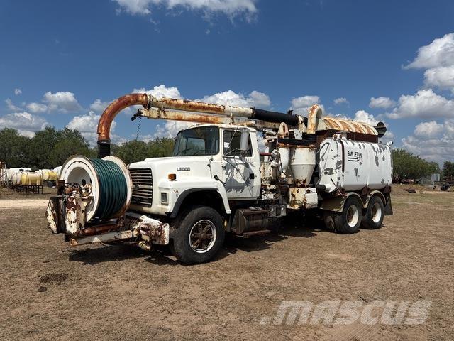 Ford LNT8000F Crawler excavators